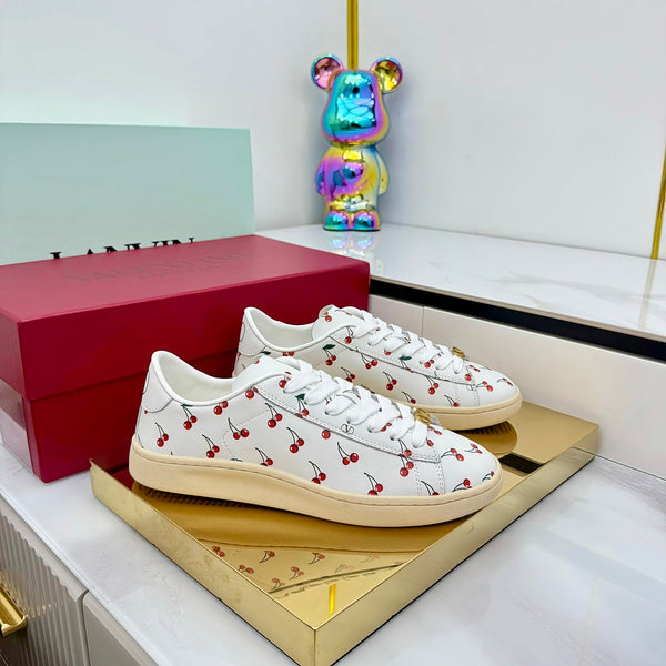 VT 25 Royco Sneaker Cherry White Cowhide 331397