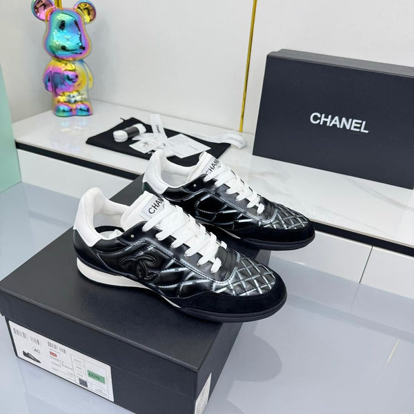 CC 25 Trainers White & Black Cowhide 413829