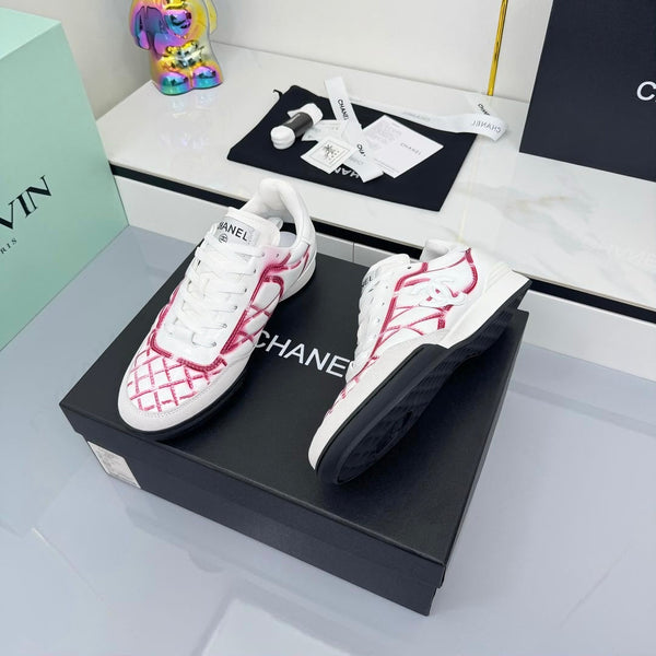 CC 25 Trainers White & Pink Cowhide 413834