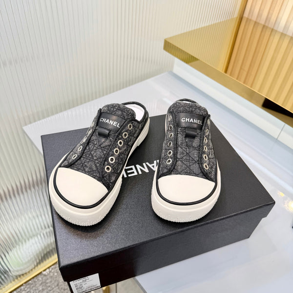 CC 26s Casual Sports Mules Black White Denim 924003