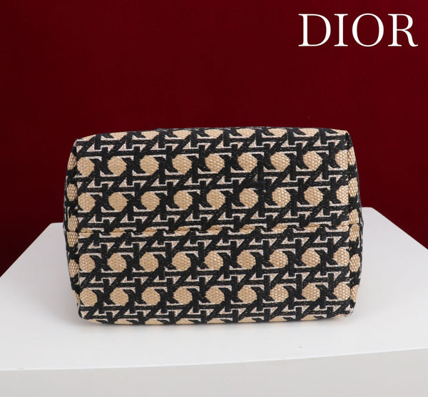 CD Toujours Vertical Medium Bag 24 Diamond Black Beige Leather