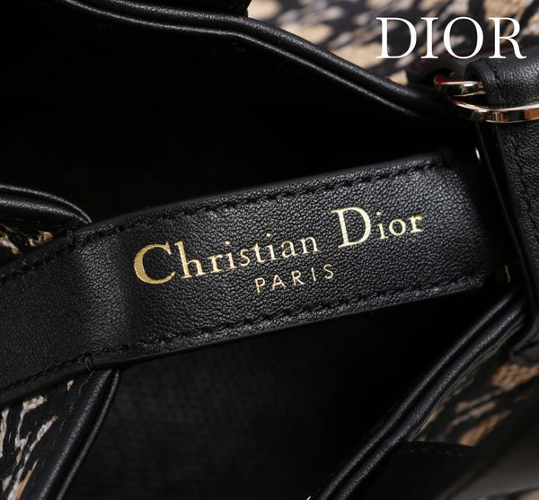 CD Toujours Vertical Medium Bag 24 Diamond Black Beige Leather