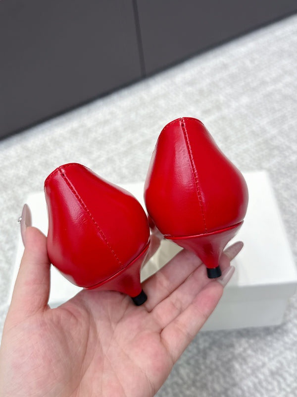 The Row Viv Kitten Pumps 3.5cm Red Sheepskin 451301