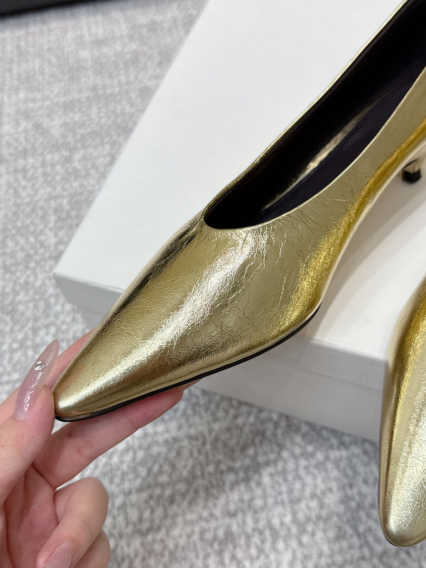 The Row 25ss TR Kitten heel Pointed Toe Shoes 35mm Gold Metallic Sheepskin 451306