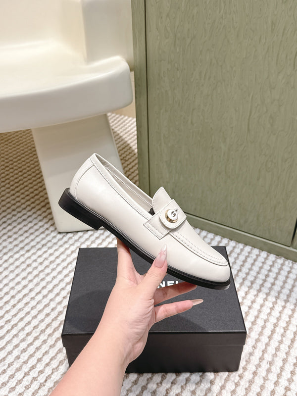 CC Mocassins 26SS 3cm Cuir de vachette blanc 653492