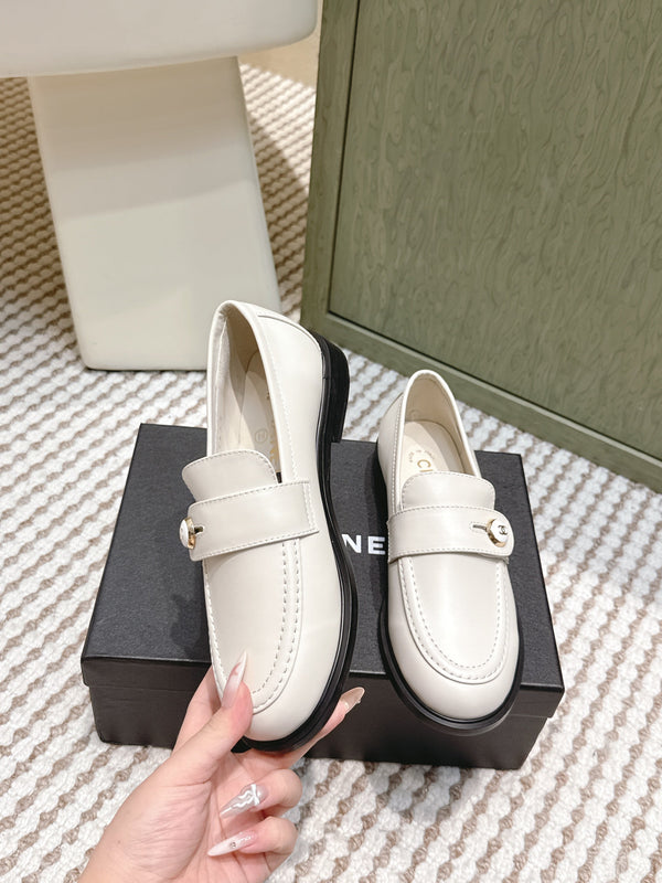 CC Mocassins 26SS 3cm Cuir de vachette blanc 653492