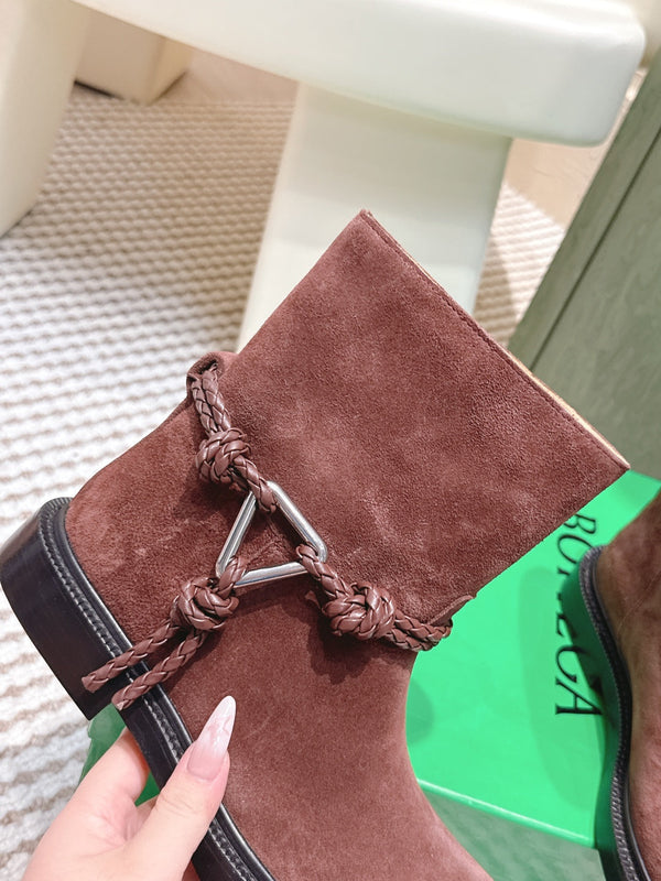 BV James Ankle Boot Brown Suede 548536