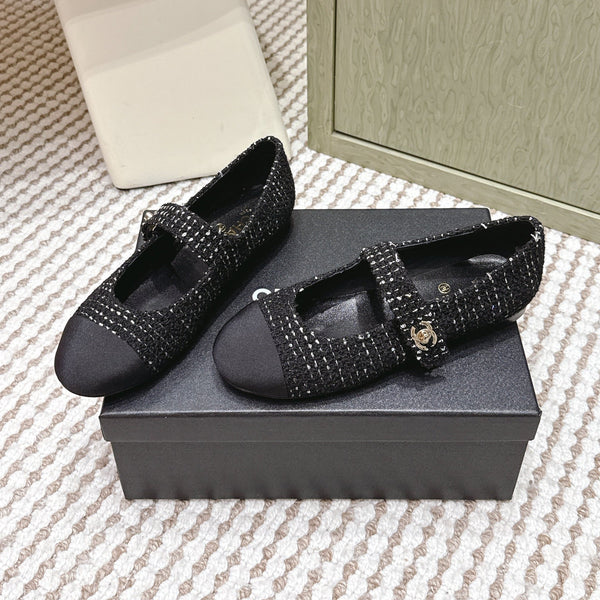 CC 25s Mary Jane Flat In Black Tweed With Cap Toe Gold Hardware