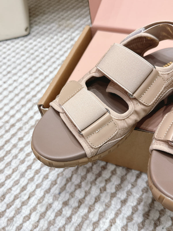 Miu Miu Sandales Velcro Nylon Daim Marron Clair 26 632331