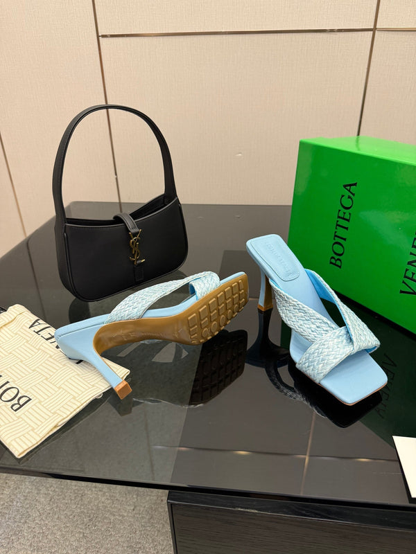 BV 26s Heeled Sandals 9.5cm Light Blue Calfskin Raffia