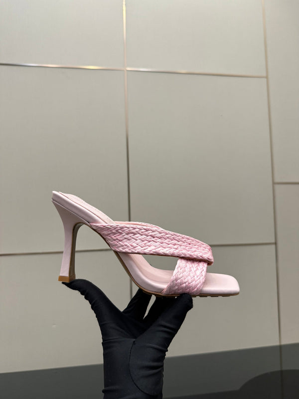 BV 26s Heeled Sandals 9.5cm Light Pink Calfskin Raffia