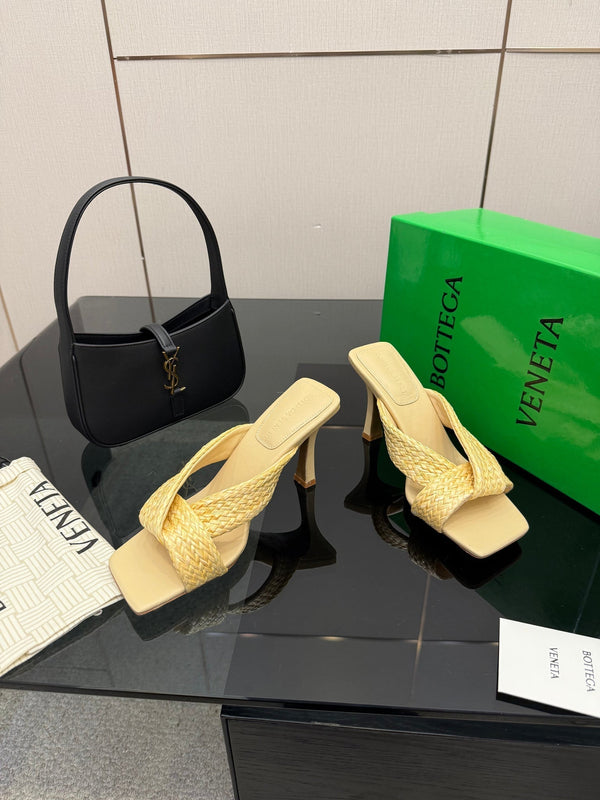 BV 26s Heeled Sandals 9.5cm Light Yellow Calfskin Raffia