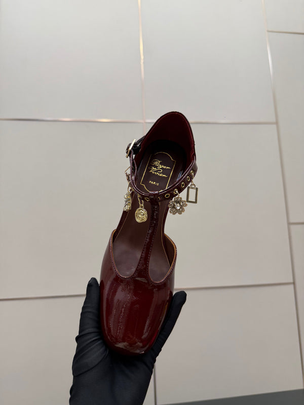 RV 26WF New T-Strap Rhinestone Strap Sandals 7cm Burgundy Patent Leather 629889