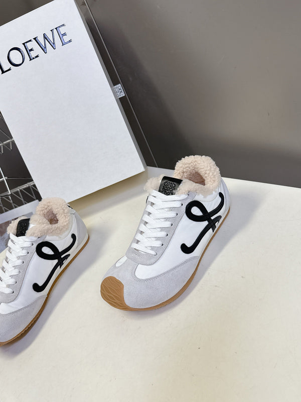 Loewe Ballet Runner 2.0 Sneaker Grey Suede Shearing 536831