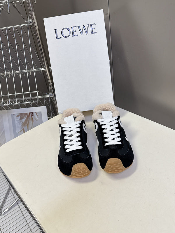 Loewe Ballet Runner 2.0 Sneaker Black Suede Shearing 536832