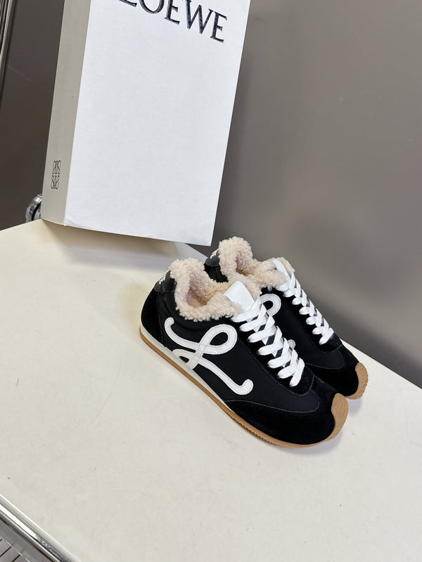 Loewe Ballet Runner 2.0 Sneaker Black Suede Shearing 536832
