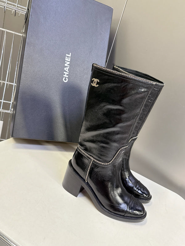 CC 26s Chain-Embellished Long Boots Black Glossy Lambskin 948052