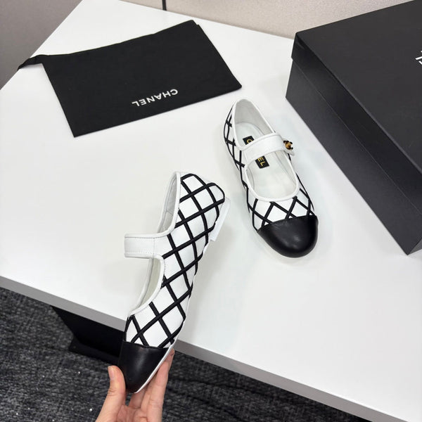 CC 25 Mary Jane Black White Quilted Calfskin