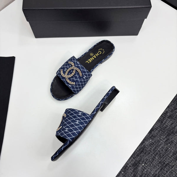 CC 25 Doubble Chain Embroidered Slippers Navy Blue Fabric 352496