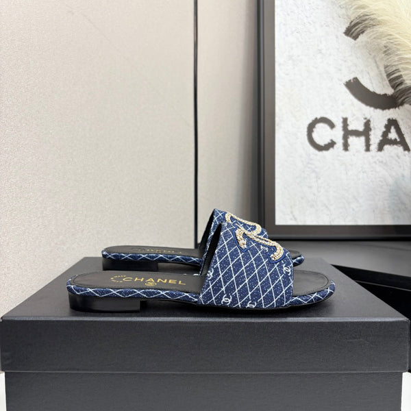 CC 25 Doubble Chain Embroidered Slippers Navy Blue Fabric 352496