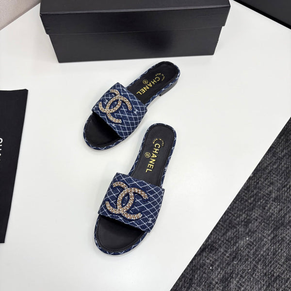 CC 25 Doubble Chain Embroidered Slippers Navy Blue Fabric 352496