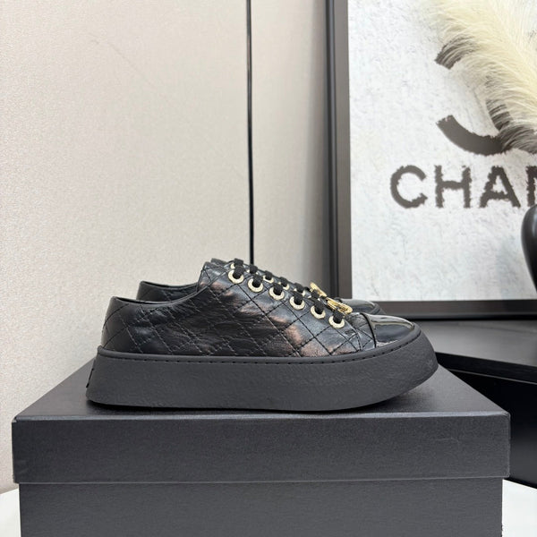 CC25 Lace-up Sneakers Black Cowhide And Patent Leather 352498