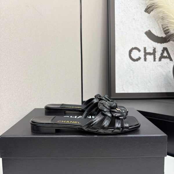 CC 25 Camellia Open Flat Mule Black Sheepskin 368847