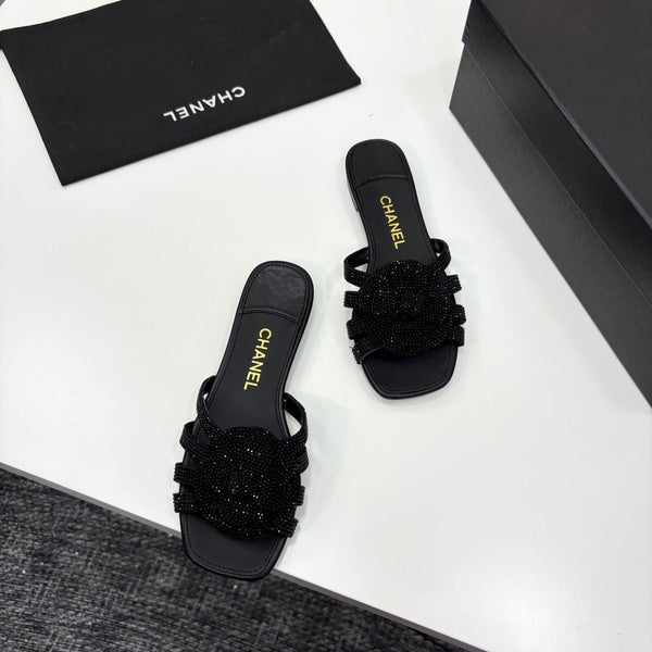 CC 25 Camellia Open Flat Mule Black Stone Grain And Sheepskin 368851