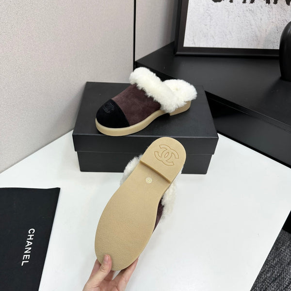 CC furry mule dark brown black suede and wool 532572