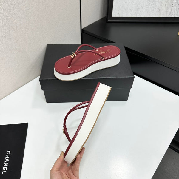 CC 26s Platform Thong Sandals Burgundy Lambskin 817604