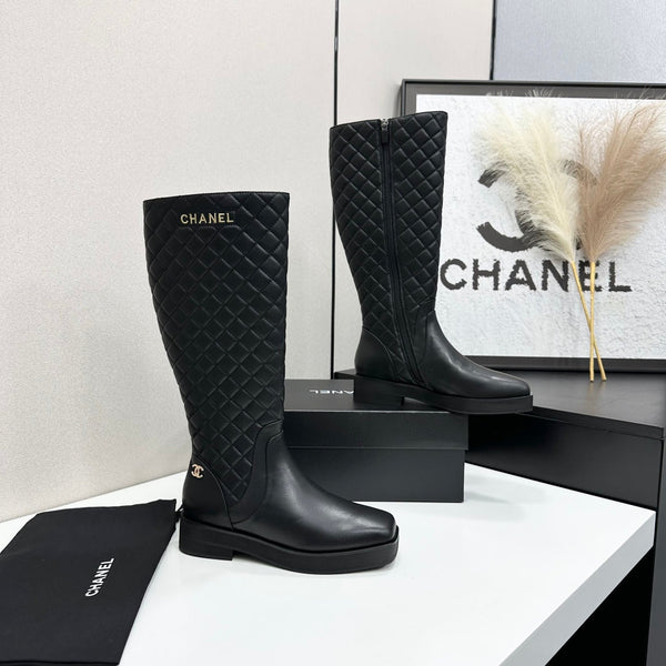 CC 26s Quilted Knee High Boots Black Leather 109242