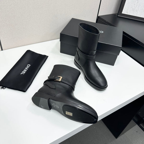 CC 26S Buckle Botines 3cm Black Grained Leather 109272