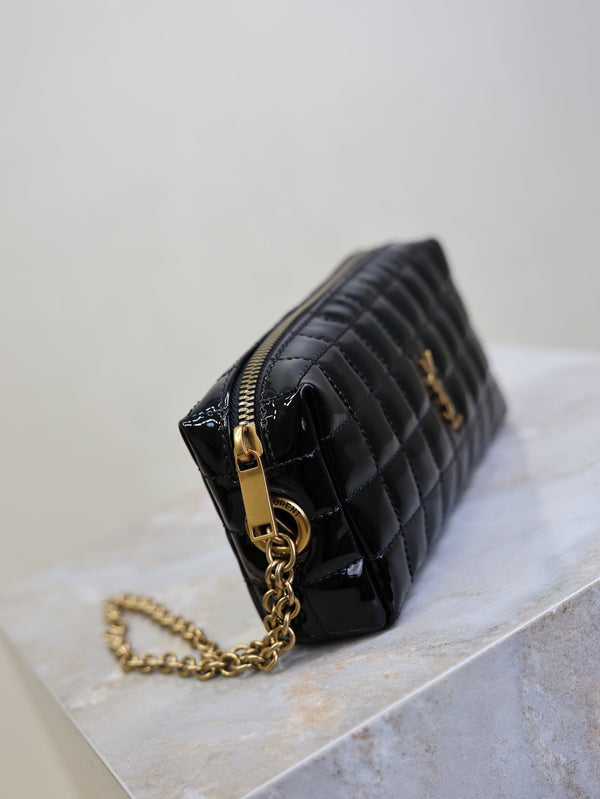 YSL Cassandre Matelassé Chain Clutch 18.5cm Black Patent Leather