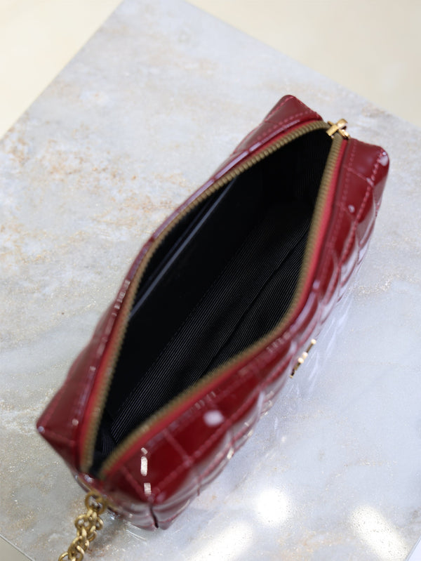 YSL Cassandre Matelassé Chain Clutch 18.5cm Burgundy Patent Leather