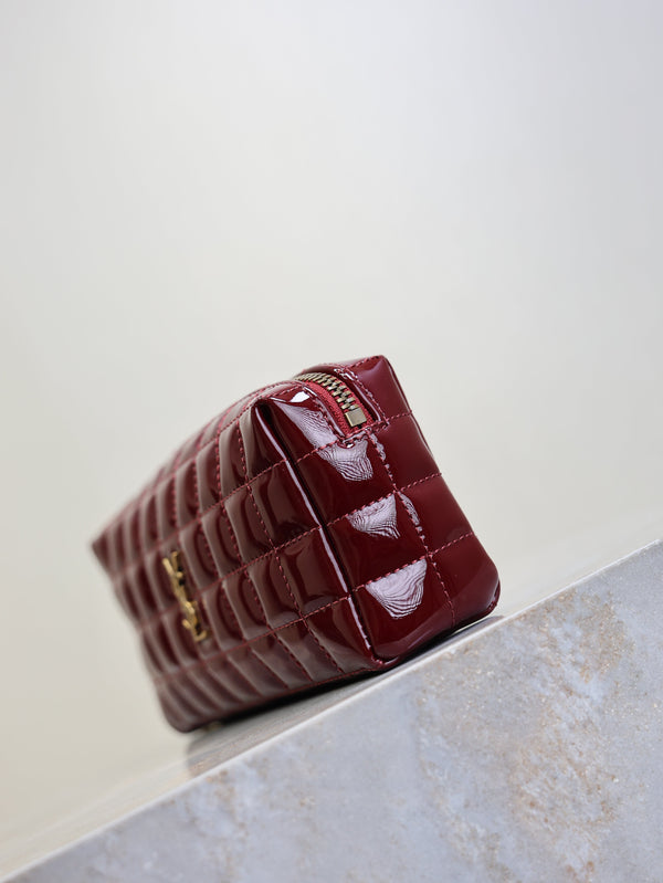 YSL Cassandre Matelassé Chain Clutch 18.5cm Burgundy Patent Leather