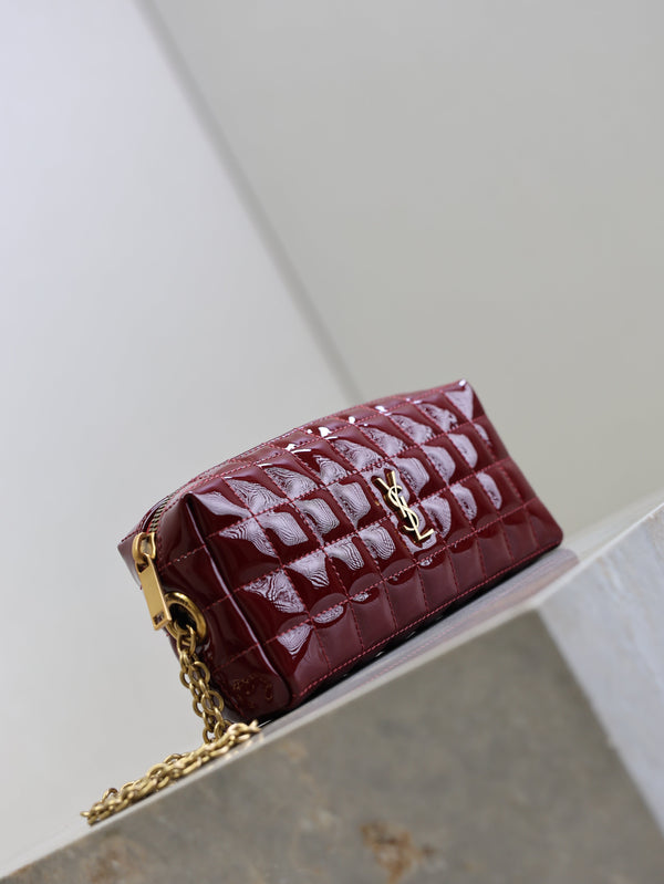 YSL Cassandre Matelassé Chain Clutch 18.5cm Burgundy Patent Leather