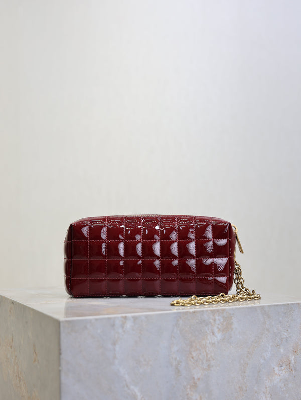 YSL Cassandre Matelassé Chain Clutch 18.5cm Burgundy Patent Leather