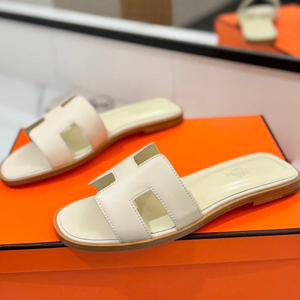 HM Oran Sandal Pearl Ivory Cowhide 294853