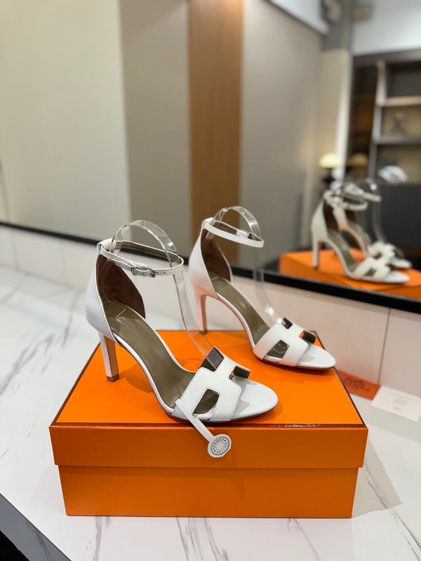 Sandali con tacco HM Joy 90mm in pelle di vacchetta bianca piatta 294916