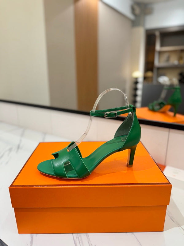 Sandali con tacco HM Joy 65mm in pelle di vacchetta verde piatta 294932