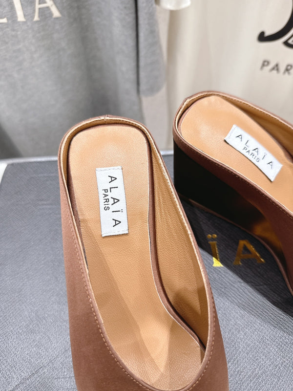 Alaia 25 Cube Wedge Mules Brown Silk Sheepskin 300083