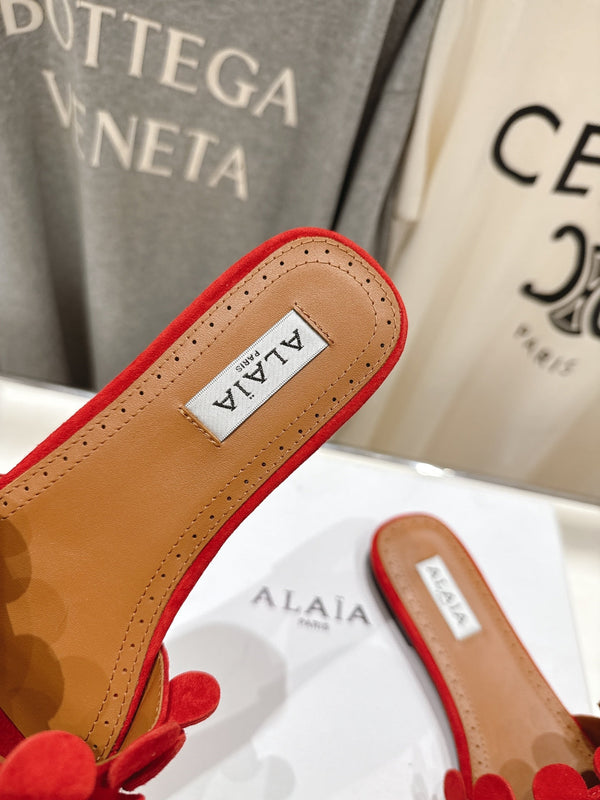 Alaia 25 Flower Slippers Red Sheepskin 302675