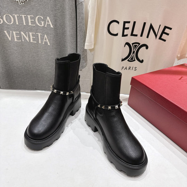 VT ankle boots black calfskin 174449