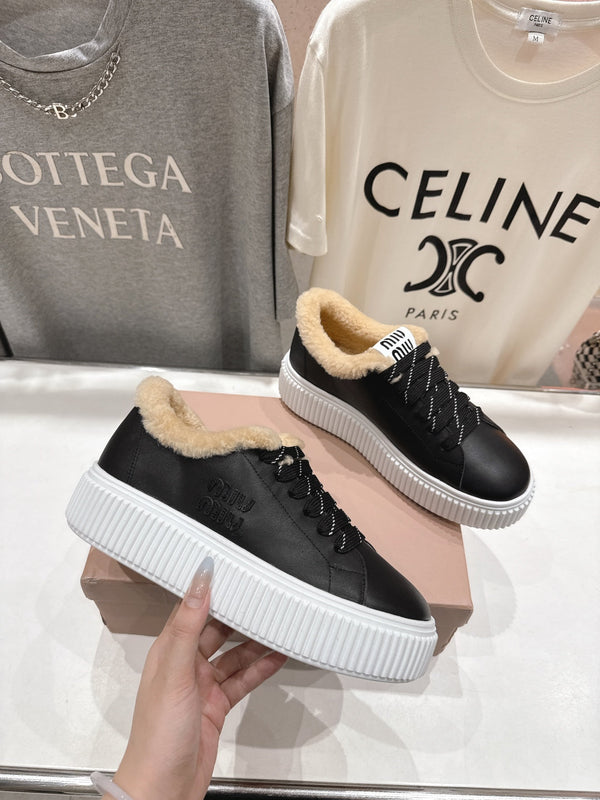 MiuMiu 25 Sneaker Black Beige Cowhide Fur 535590