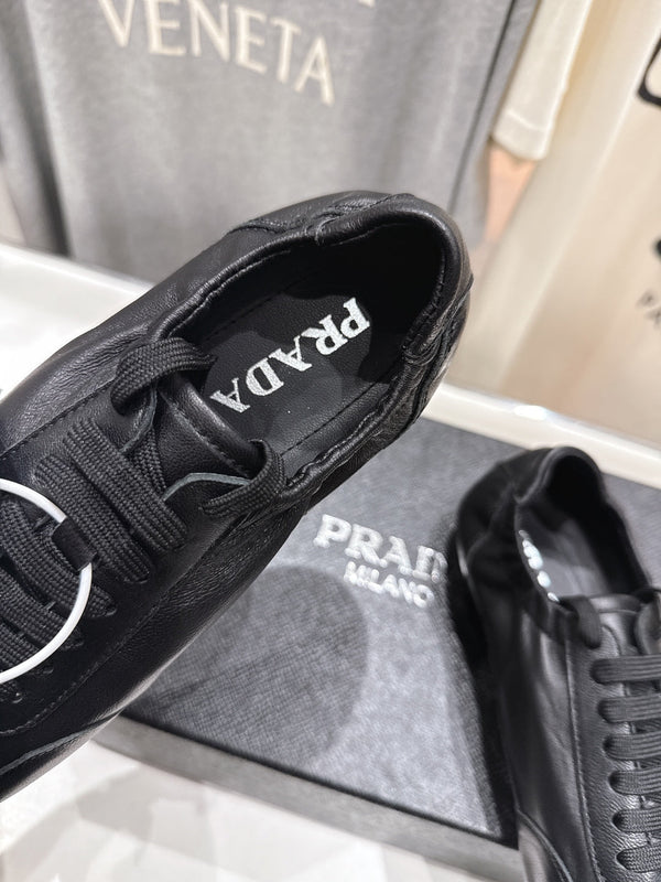 Prada 25s Sneakers black sheepskin 535496