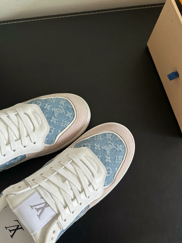 Sneaker LV Stadium in pelle scamosciata monogrammata blu mix marrone