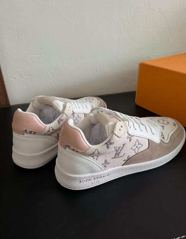 Sneaker LV Stadium in pelle scamosciata monogrammata bianca e marrone
