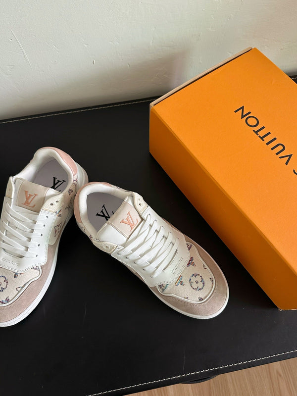 Sneaker LV Stadium in pelle scamosciata monogrammata bianca e marrone