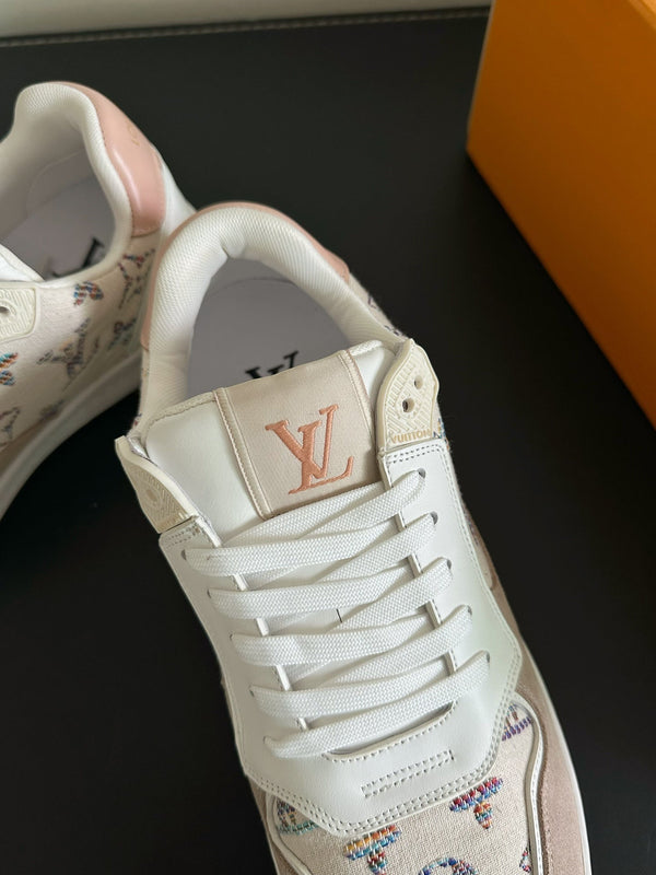 Sneaker LV Stadium in pelle scamosciata monogrammata bianca e marrone