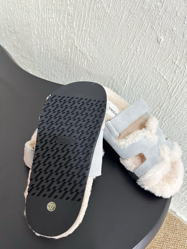 HM Chypre Sandal In Light Grey Blue Mix White Suede And Fleece Lining 961137